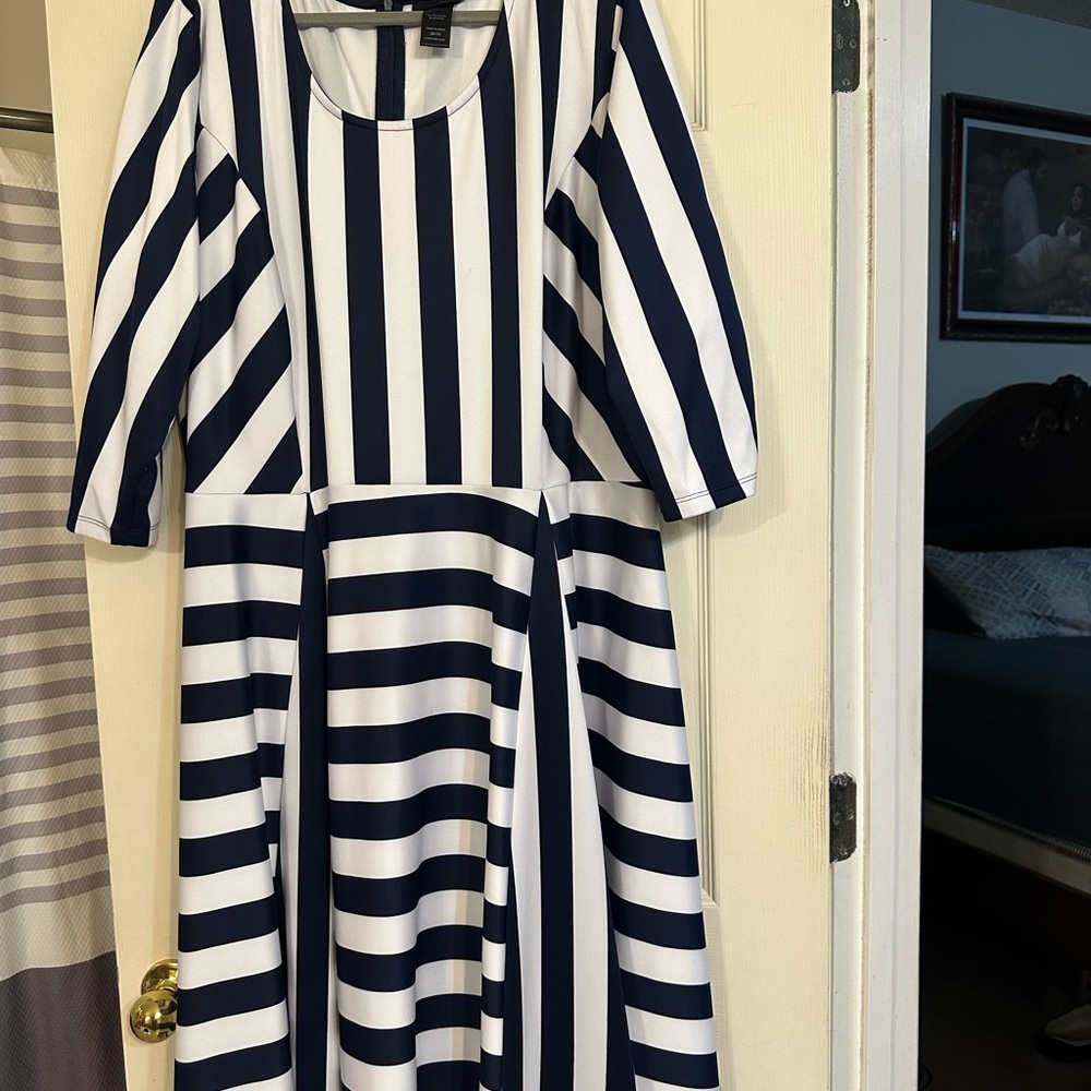 Ashley Stewart Navy and White Long Sleeve Dress